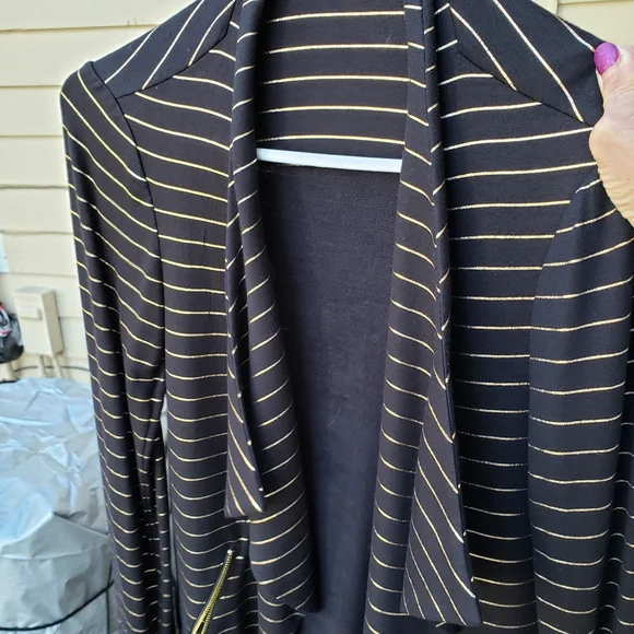 Lightweight Jacket - Picture 3 of 3